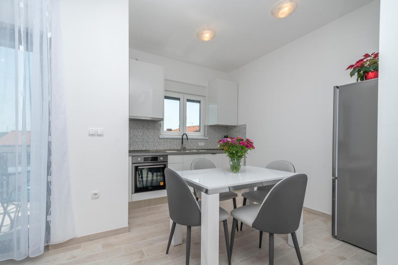 Apartman Pjer Trogir Exteriér fotografie