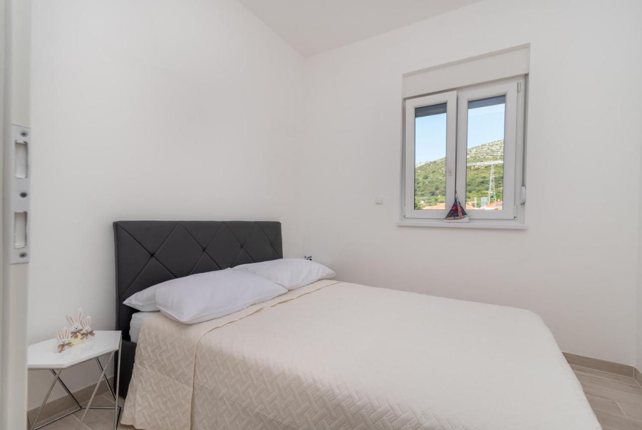 Apartman Pjer Trogir Exteriér fotografie